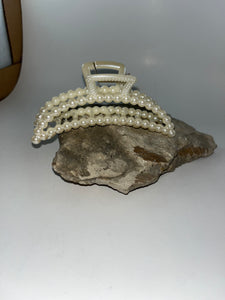 Pearl Claw Clips